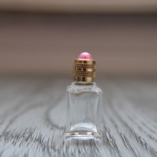 3.5 cm, small glass bottle, empty miniature clear glass