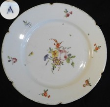 Assiette ancienne 18ème Porcelaine (peint main) voir signature