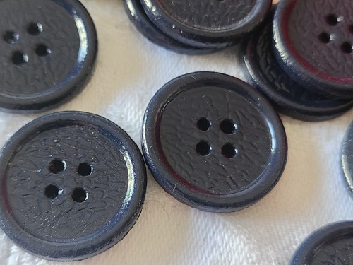 Lot boutons anciens bois - boutons,