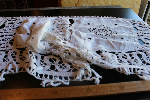 Ancienne broderie richelieu - ancienne,