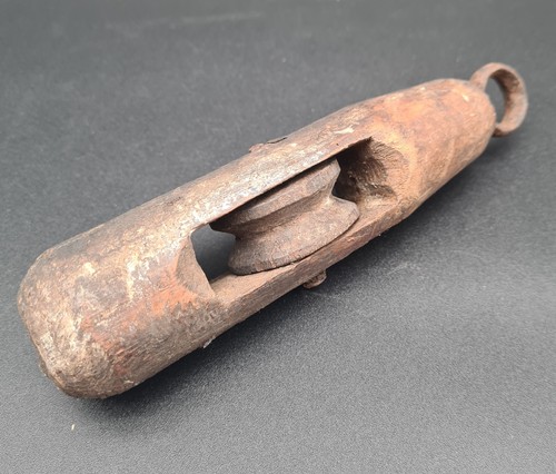 Poulie agricole ancienne - , en