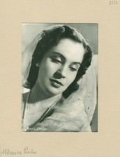MARISA PINTUS - INSCRIBED PHOTOGRAPH SIGNED