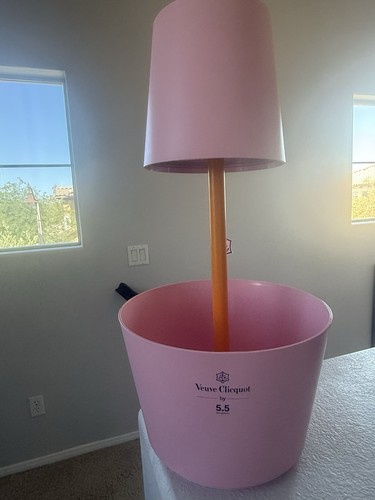 Veuve clicquot rosé champagne - clicquot,