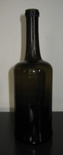Long Neck Blown Glass Bottle - Late 18th / Early 19th Century - POPULAR ART