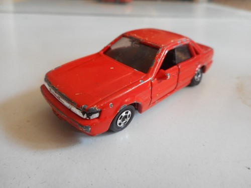 Tomica nissan bluebird orange - nissan,
