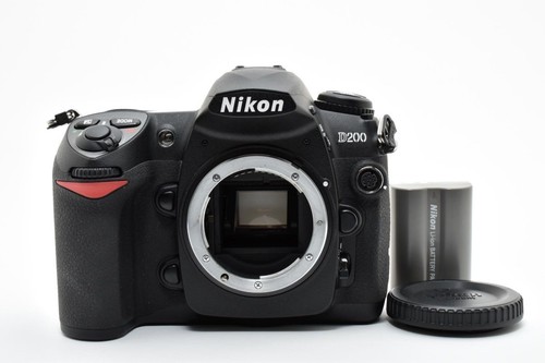 Nikon d200 dslr camera - d200, body