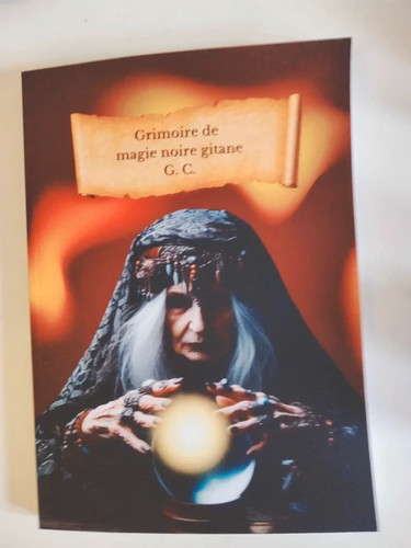 Grimoire magie noire gitane - noire,