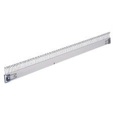 102 Stitches Cast on Comb 46cm