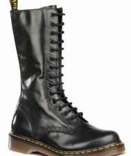 Dr Martens 14 Trou 1B99 Noir
