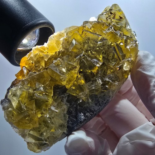 Spécimen cubique fluorite - spécimen,