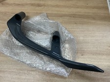 UNE POIGNÉE PASSAGER ARRIÈRE