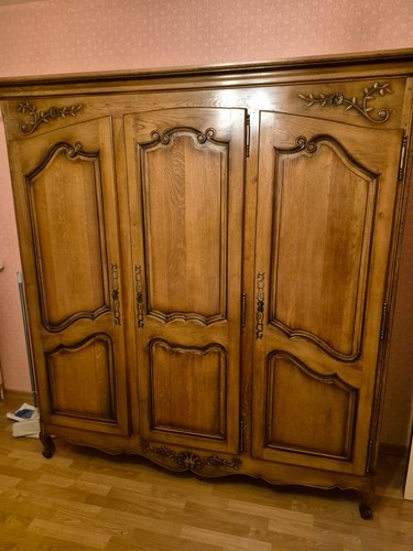 Vends chambre complète - , en