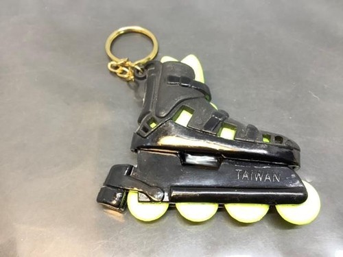 Vintage keyring black roller - vintage,