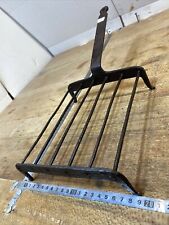 N. 2 Outil ancien￼ Grille