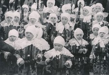 BINCHE c. 1950 - Fête des Gilles Belgium - 4784