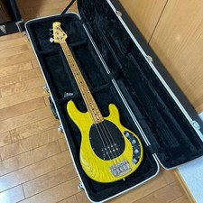 Guitare basse électrique