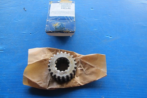 Synchronizer hub for 2nd and - hub,