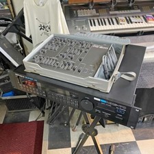 Roland MKS-70 Super JX Synth Module with PG-800 Programmer