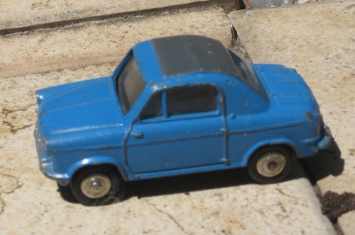 Dinky toys jouet vespa 400 - toys,