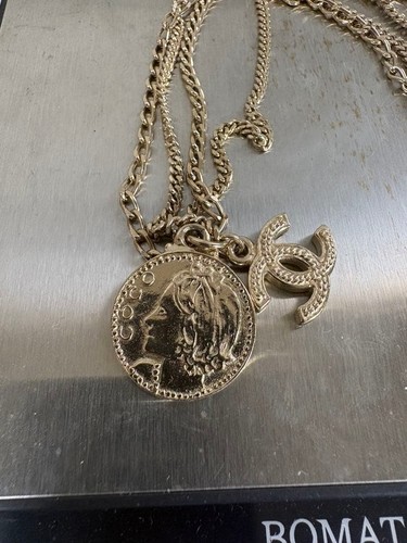 Collier chanel 06p - 06p, coco