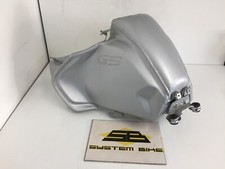 RÉSERVOIR D'ESSENCE BMW R
