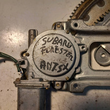 mécanisme lève vitre avant