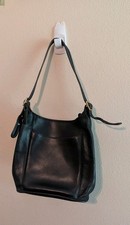 Vtg Coach Slim Duffle Sac Crossbody Bag Purse Black Leather Costa Rica 9060