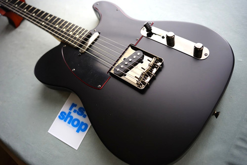Fender made japan limited - made,