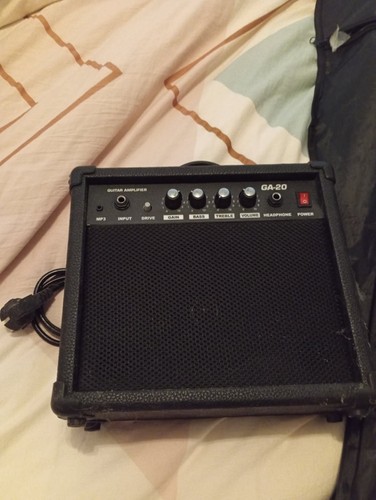 Guitare électrique plus empli - guitare,