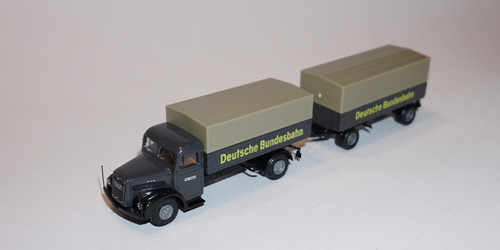 Brekina man 750 plateau - man,