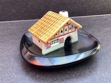 Cendrier Verceram en forme de maison, avec cheminée qui fume - Pays Basque