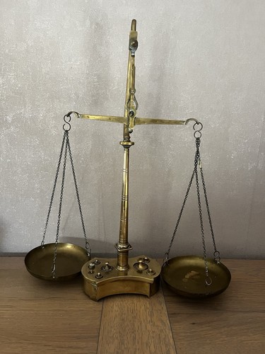 Ancienne balance pharmacie - ancienne, à