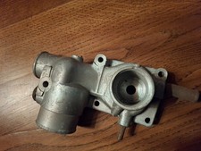 Corps de pompe à eau neuf