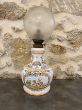 Lampe à pétrole faïence de