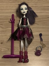 Poupée Monstre High 1st first