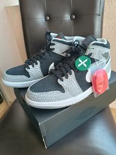 NIKE AIR JORDAN 1 MID SE FORCE