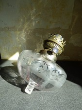 Toupie réservoire de lampe à