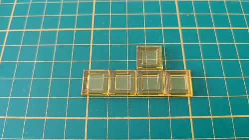 Polyominos jaune pentomino - , en