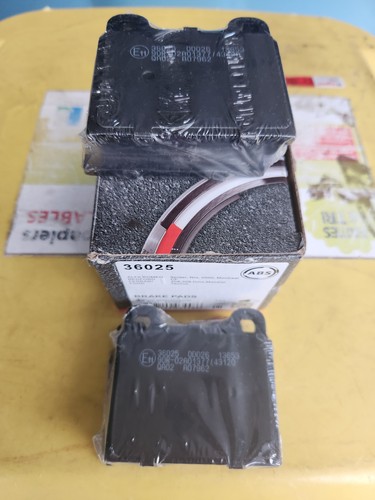 Plaquettes avant 36025 abs - plaquettes,