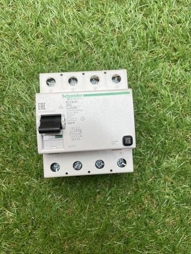 Schneider 16750 disjoncteur - schneider,
