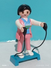 PLAYMOBIL FIGURINE FITNESS STEP AÉROBIC ENTRETIEN GYMNASE SPORT GYM CITY