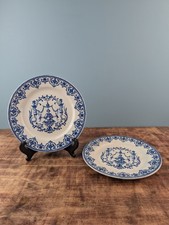 2 assiettes  Bordeaux Jules Vieillard, décor Moustiers