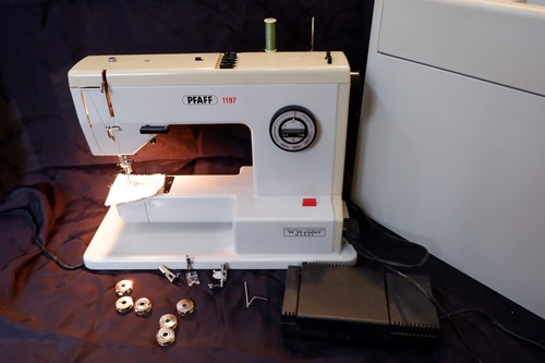 Pfaff 1197 machine - , coudre