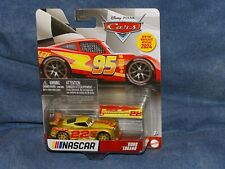 Voiture Disney Pixar Cars 3 Gogo Logano n°22 Nascar 2024 peinture métallisée