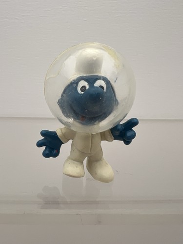 Figurine cosmo schtroumpfs