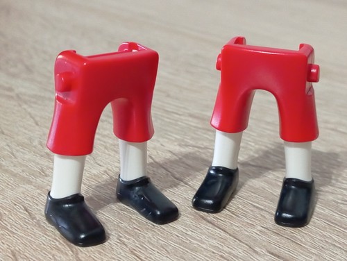 Playmobil jambes rouges - playmobil, x2