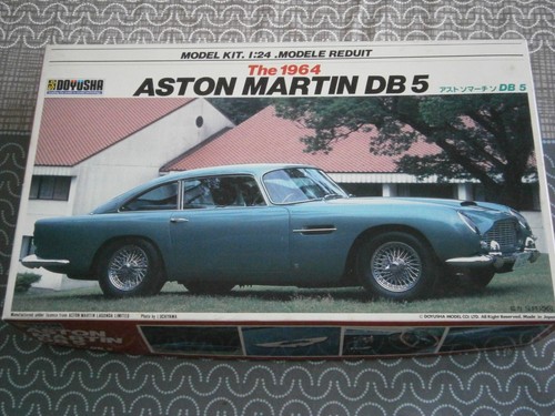 Maquette voiture aston martin - voiture,