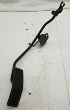 1983-1986 Nissan 720 Diesel Pickup 83-86 OEM Accelerator Pedal & Pad Assembly 