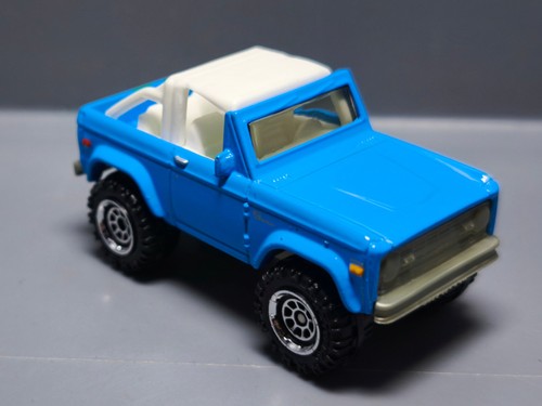 Matchbox top gun 1972 ford - top,