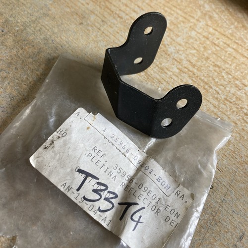 Suzuki 3595609e01e0n support - suzuki,